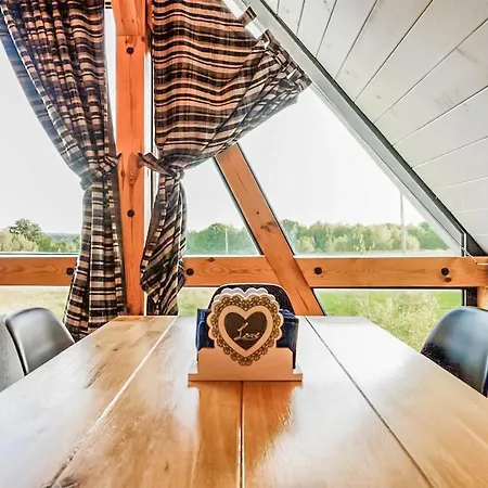 Stunning Apartment In Sorkwity With Wifi *